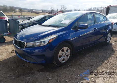 2018 Kia Forte Lx z USA, uszkodzony, nr VIN 3KPFK4A78JE284901